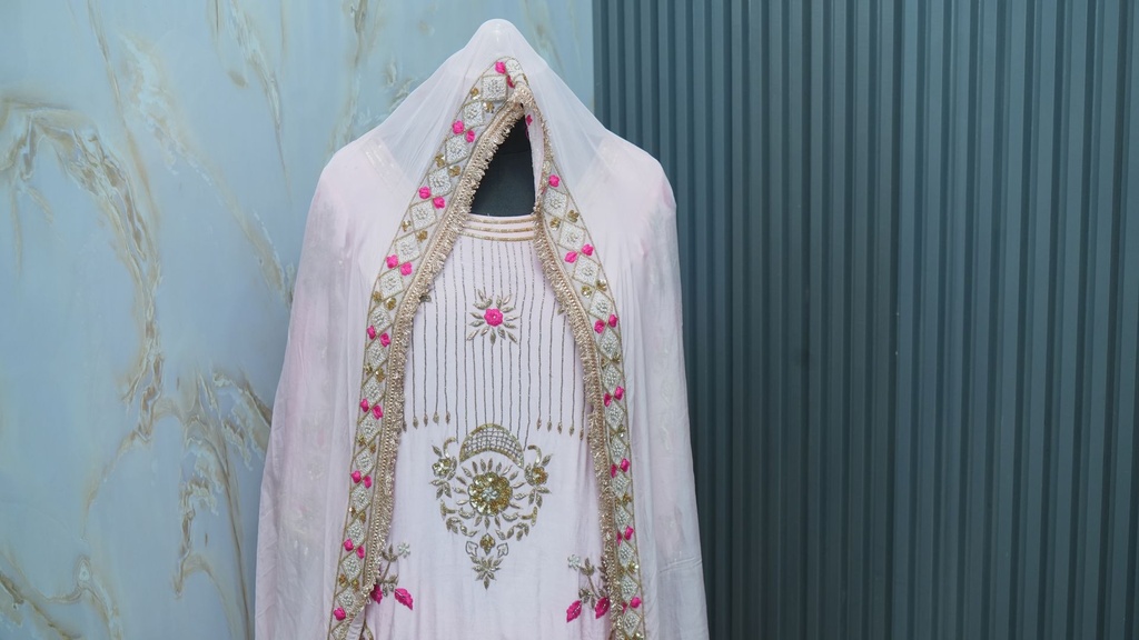 Premium Hand-Embroidered Pink Crepe/Crave Suit with Heavy Dupatta